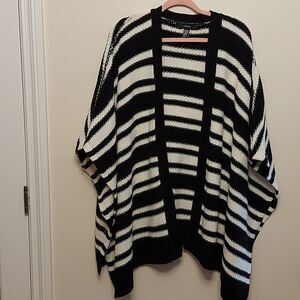 Forever21 striped poncho sz  os